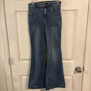 American Eagle Flares!